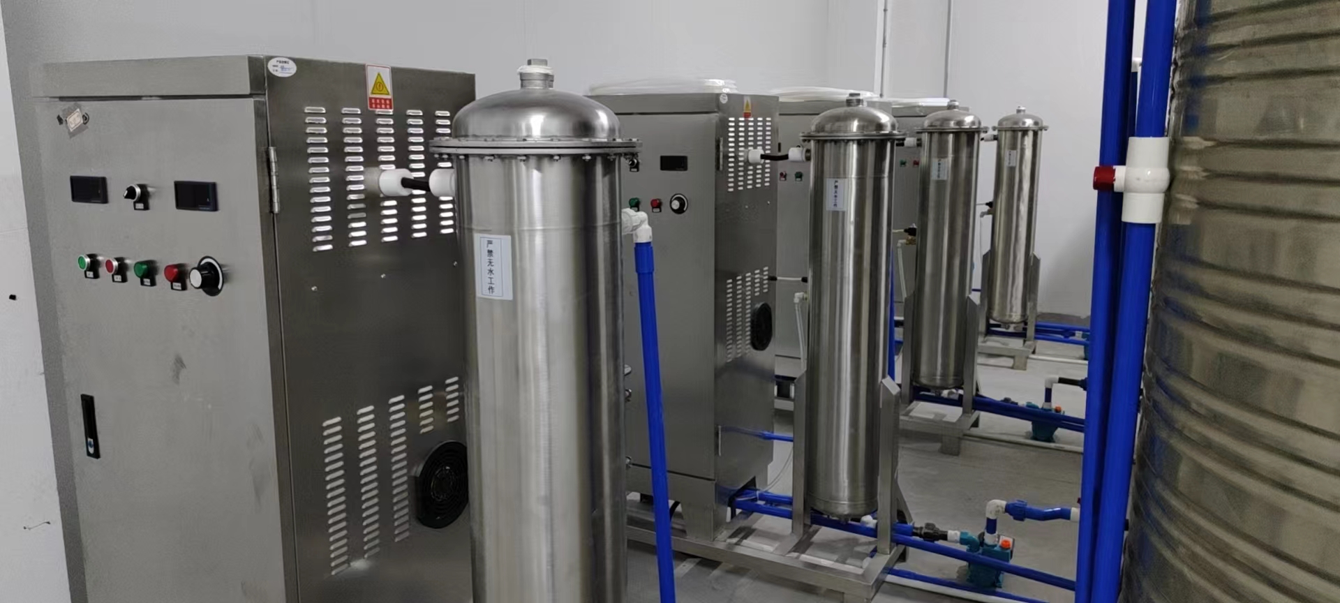 廣州佳環HY-022-600A 600克臭氧發生器6套安裝現場